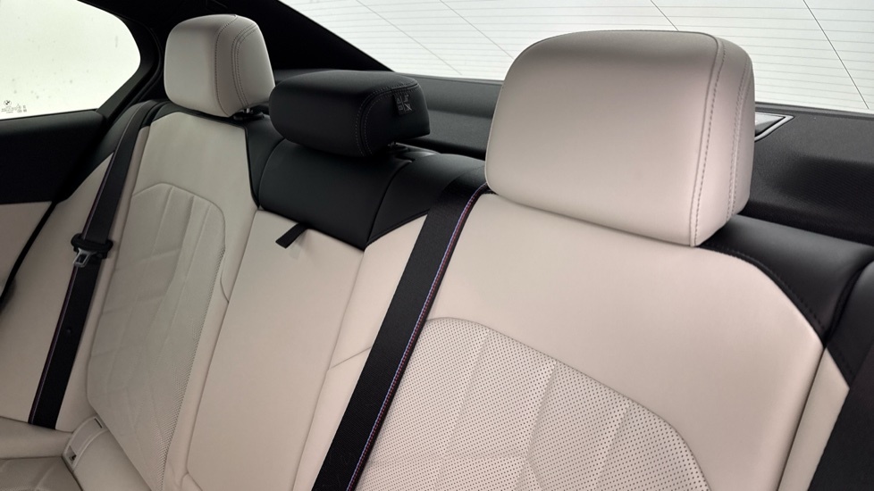 BMW 5 Series 530E M Sport Black #12