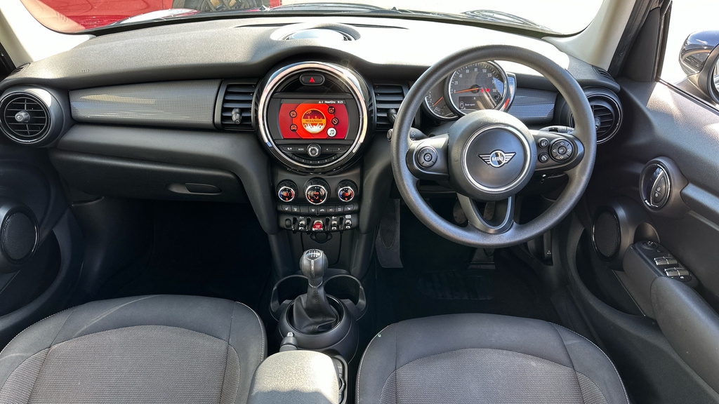 Mini Hatch Black #4