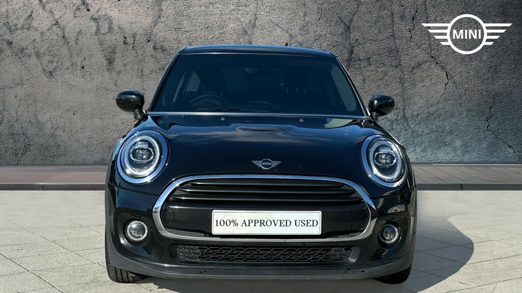 Mini Hatch Black #16