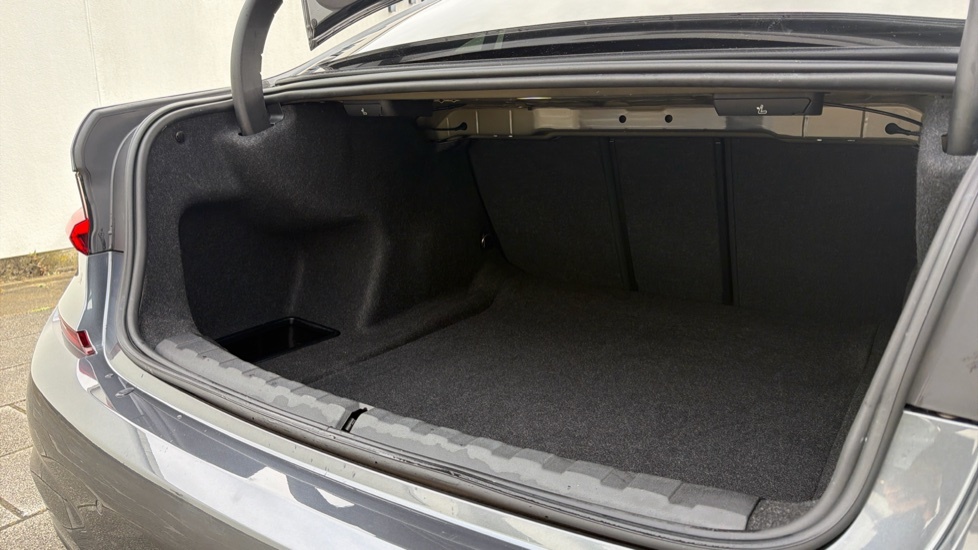 BMW 3 Series 3L Null White #32