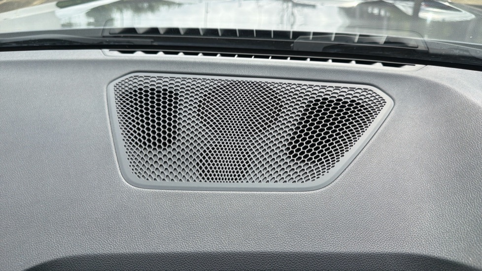 BMW 3 Series 3L Null White #44