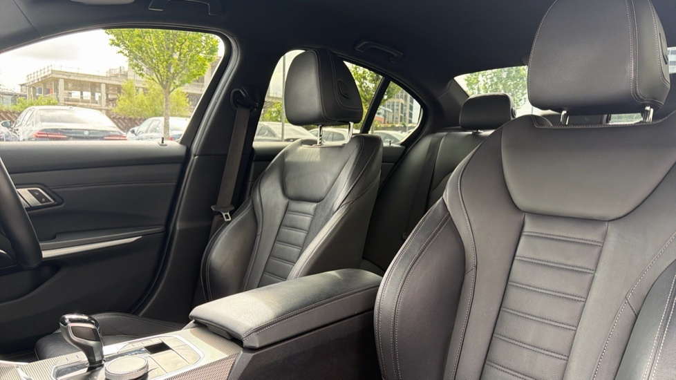 BMW 3 Series 3L Null White #73