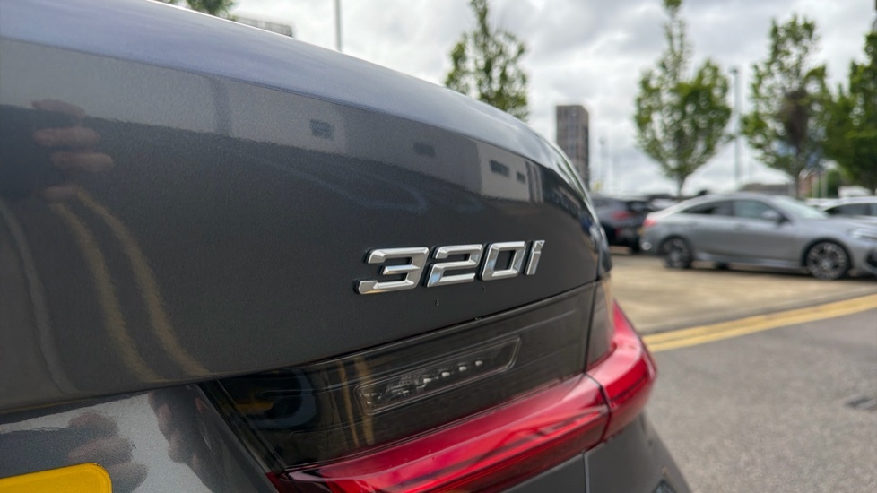 BMW 3 Series 3L Null White #30