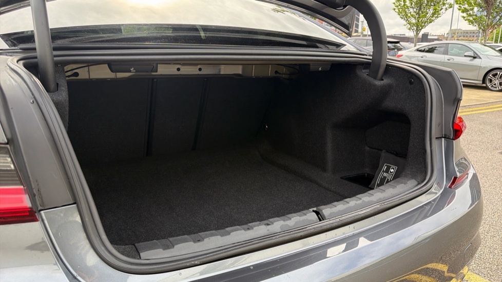 BMW 3 Series 3L Null White #31