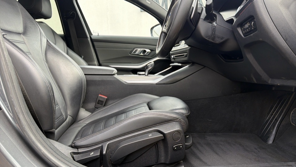 BMW 3 Series 3L Null White #39