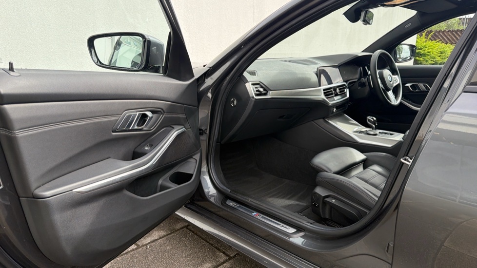 BMW 3 Series 3L Null White #71