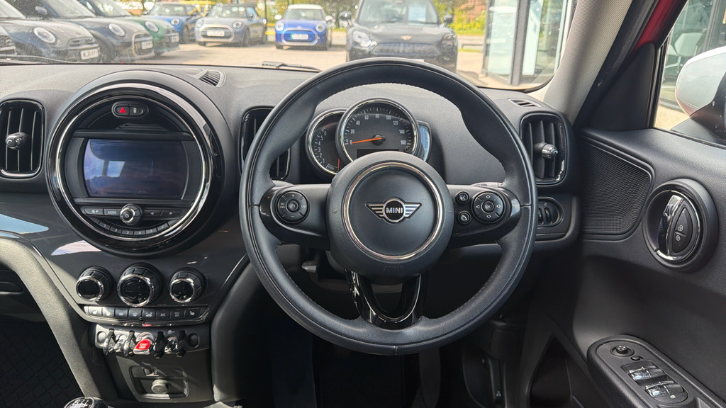 Mini Countryman Cooper S E Classic White #5