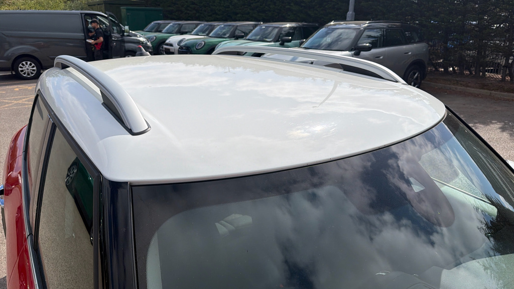 Mini Countryman Cooper S E Classic White #21