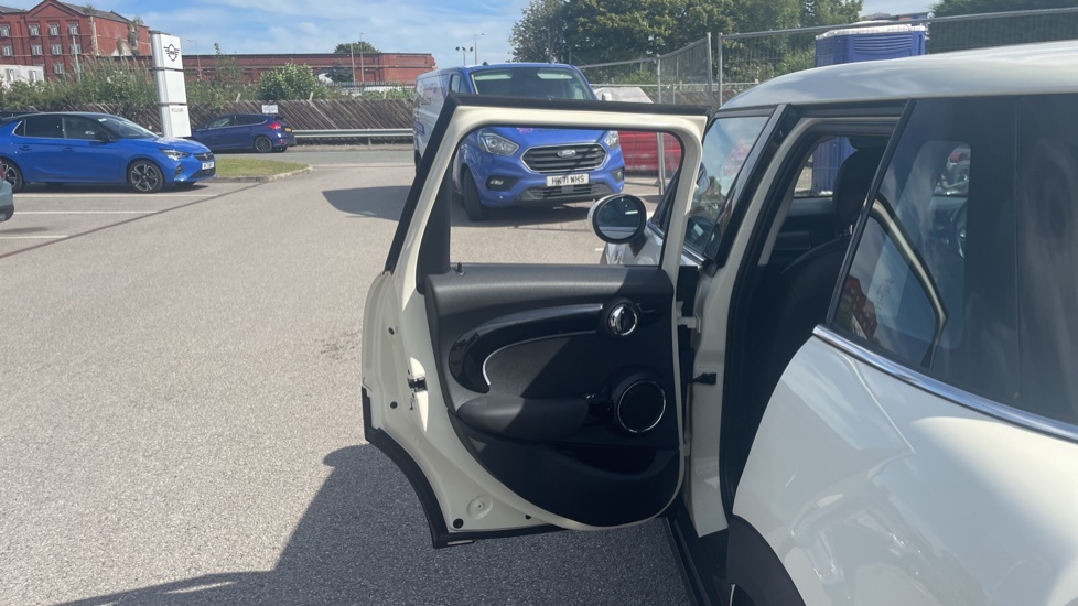 Mini Hatch 1.5 Cooper Classic Euro 6 Ss Silver #47