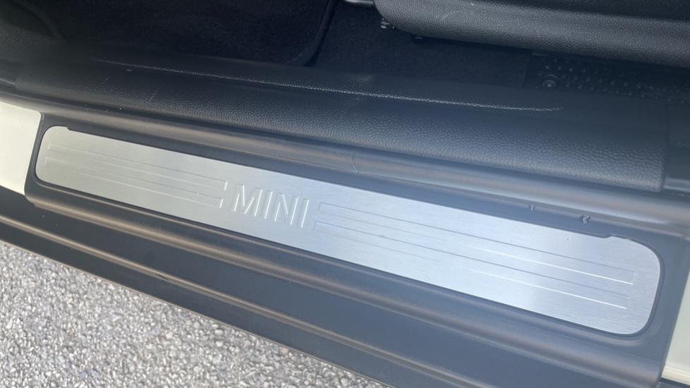 Mini Hatch 1.5 Cooper Classic Euro 6 Ss Silver #38