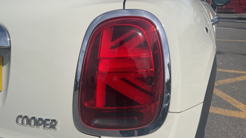 Mini Hatch 1.5 Cooper Classic Euro 6 Ss Silver #22