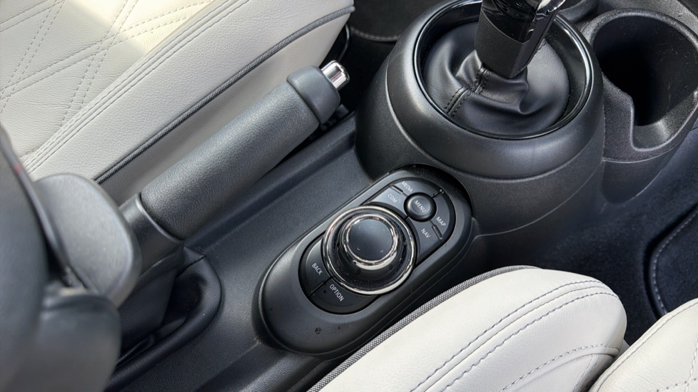 Mini Hatch 135Kw Cooper S Level 2 33Kwh Grey #19