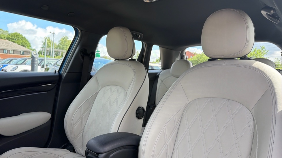 Mini Hatch 135Kw Cooper S Level 2 33Kwh Grey #58