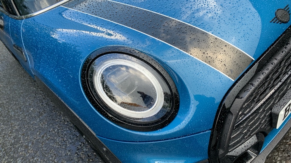 Mini Hatch 1.5 C Exclusive 2023 Black #23