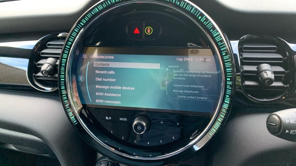 Mini Hatch 1.5 C Exclusive 2023 Black #54