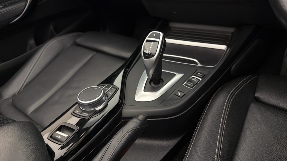 BMW 2 Series Black #10