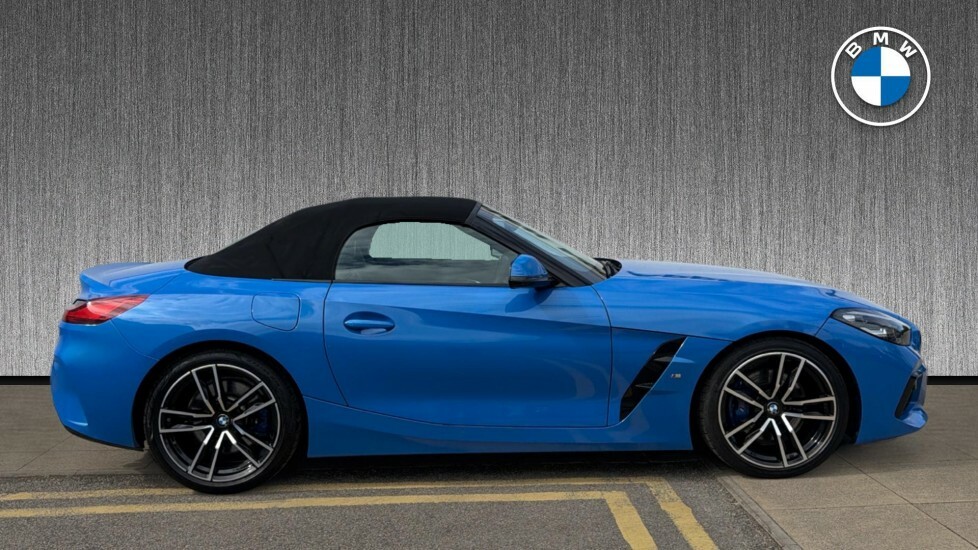 BMW Z4 Sdrive M40i Tech Pack Red #3