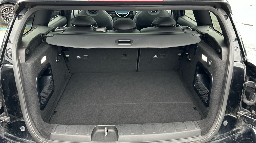 Mini Clubman Hatchback Silver #13