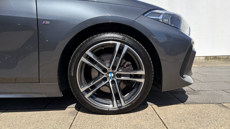 BMW 1 Series Se Black #14