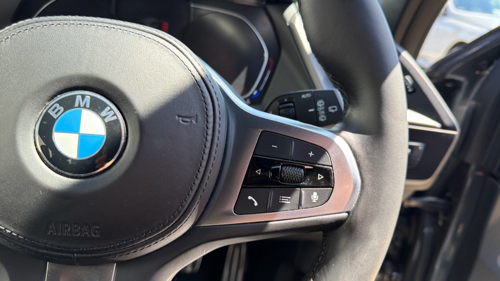 BMW 1 Series Se Black #18