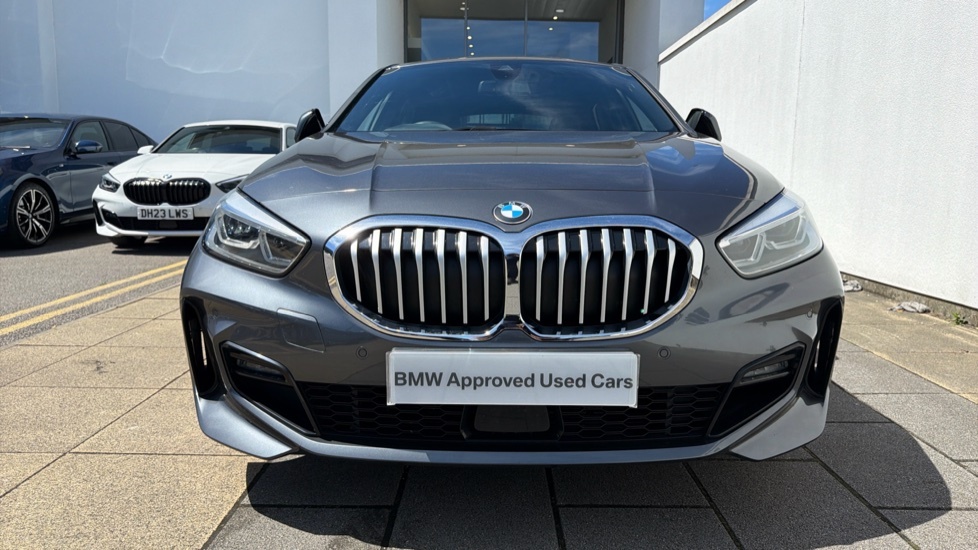 BMW 1 Series Se Black #22