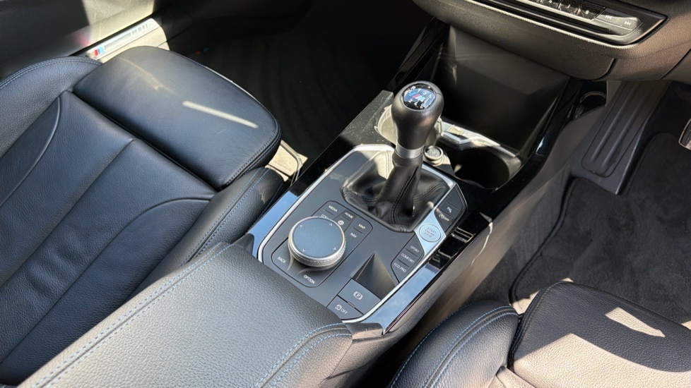 BMW 1 Series Se Black #10