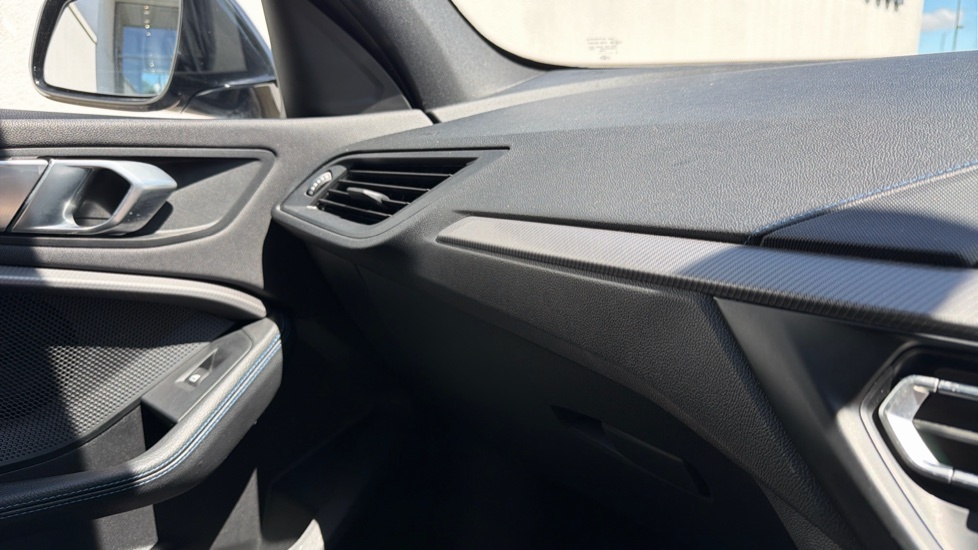 BMW 1 Series Se Black #40