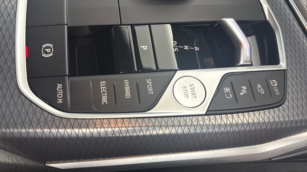 BMW 3 Series Saloon Grey #19