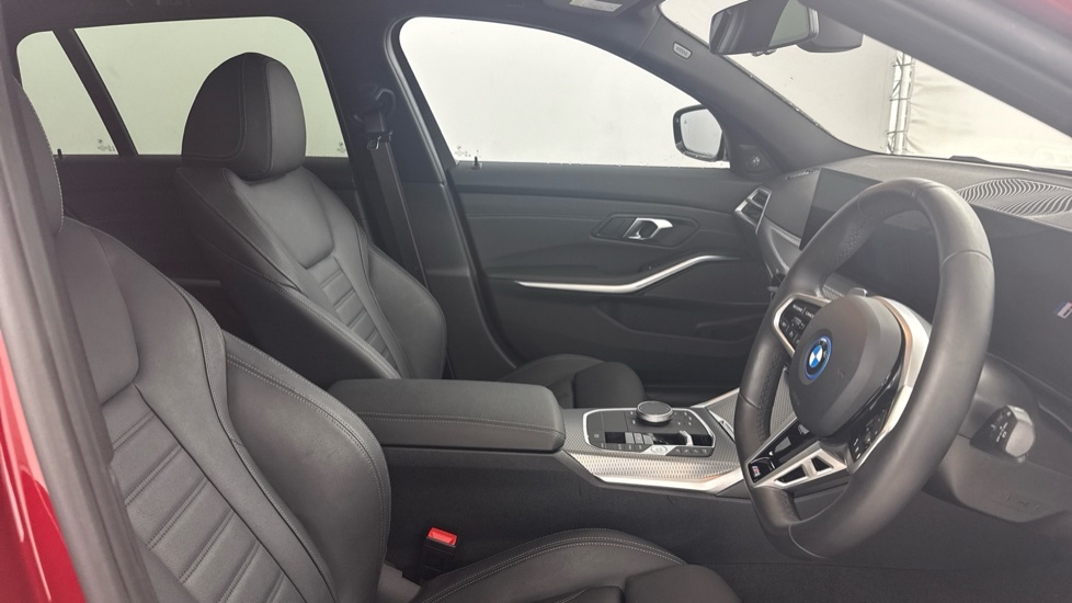 BMW 3 Series Saloon Grey #11