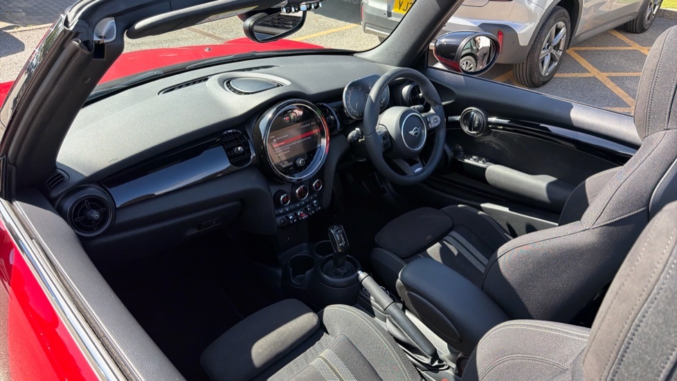 Mini Convertible 2.0 Cooper S Sport II Comfortnav Pack White #56