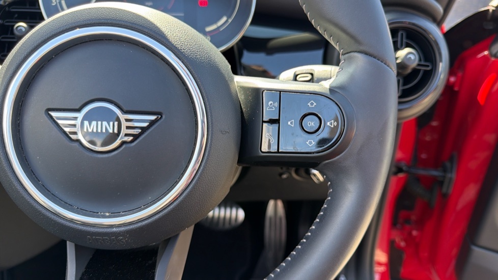 Mini Convertible 2.0 Cooper S Sport II Comfortnav Pack White #18