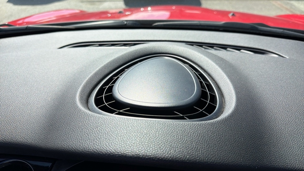 Mini Convertible 2.0 Cooper S Sport II Comfortnav Pack White #42