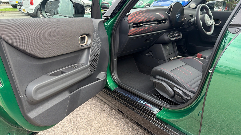 Mini Hatch 160Kw Se Sport Level 3 54Kwh Grey #42