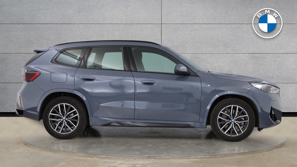 BMW X1 Sdrive 20I Mht Xline Step Green #3