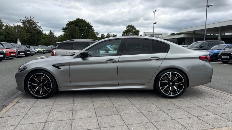 BMW M5 4.4L Competition Grey #40