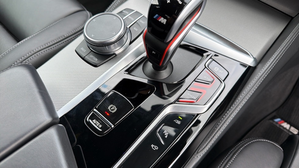 BMW M5 4.4L Competition Grey #19