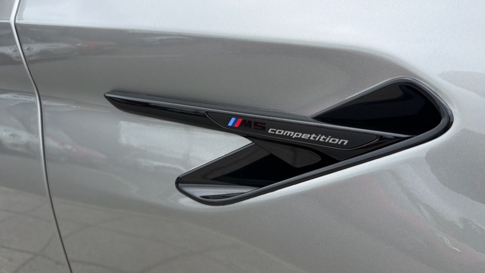 BMW M5 4.4L Competition Grey #32