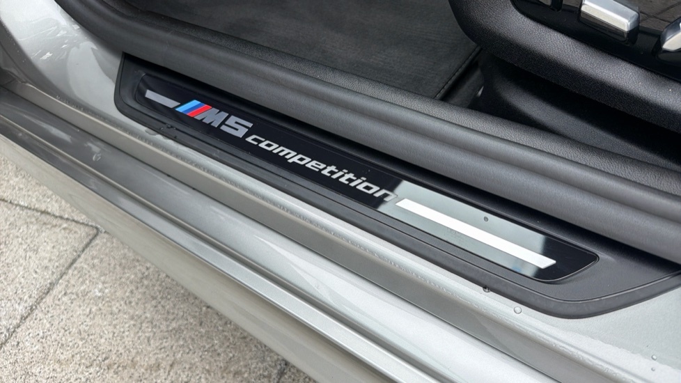 BMW M5 4.4L Competition Grey #46