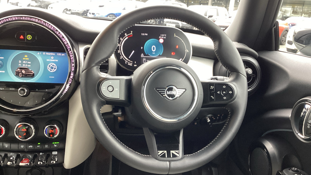 Mini Hatch F56 Mini 3-Door Cooper Exclusive Lci II Black #5