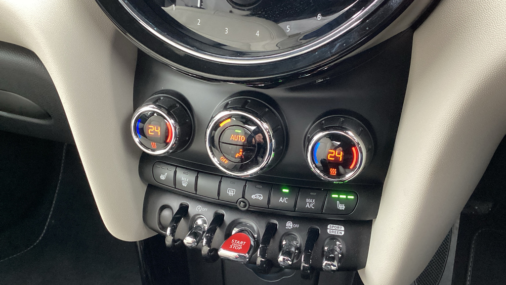 Mini Hatch F56 Mini 3-Door Cooper Exclusive Lci II Black #40