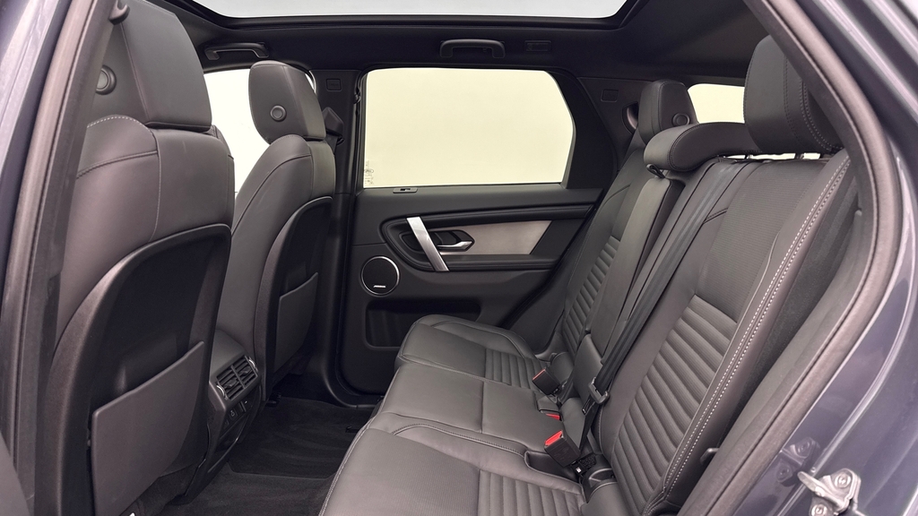 Land Rover Discovery Sport 2.0 D200 Dynamic Se 5 Seat Grey #4