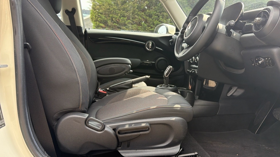 Mini Hatch F55 Mini 5-Door Cooper Exclusive Lci II Black #36