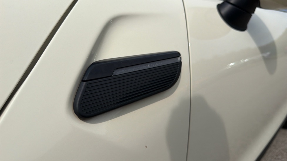 Mini Hatch F55 Mini 5-Door Cooper Exclusive Lci II Black #23
