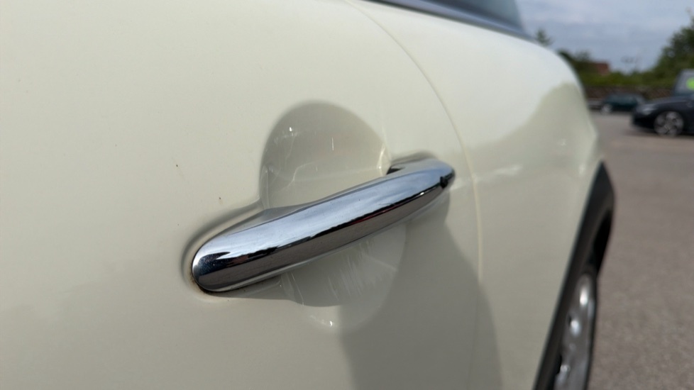 Mini Hatch F55 Mini 5-Door Cooper Exclusive Lci II Black #25