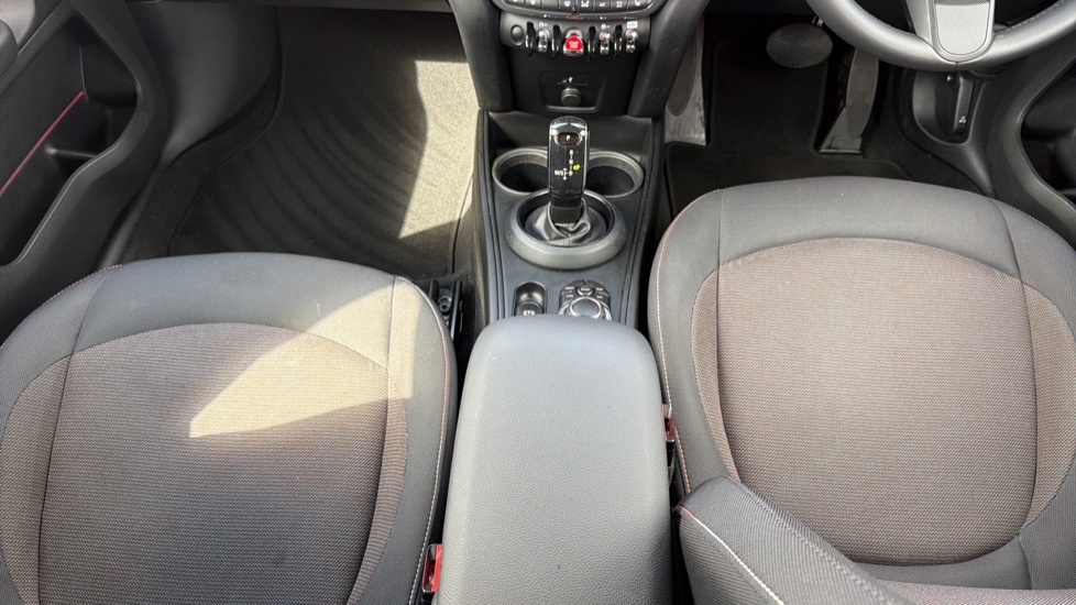 Mini Countryman 1.5 Cooper Exclusive Premium Plus White #44
