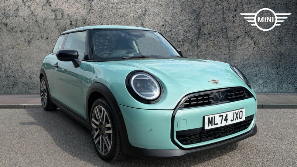 Mini Hatch F55 Mini 5-Door Hatch Cooper S Exclusive Lci II Black #1