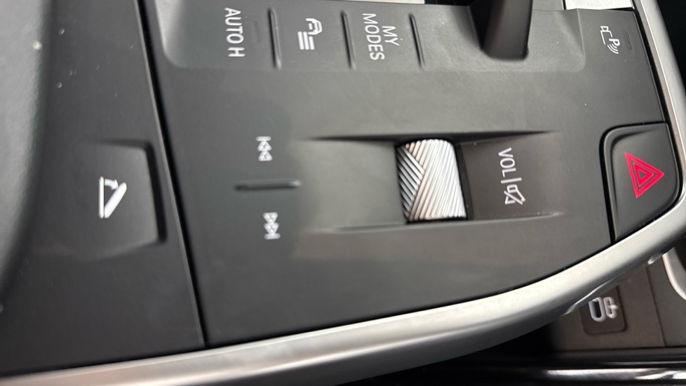 BMW iX2 20 66.5Kwh Shadow Edition Edrive 11Kw Ch  #19