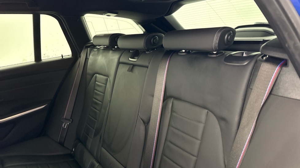 BMW 3 Series 320I M Sport Step #12