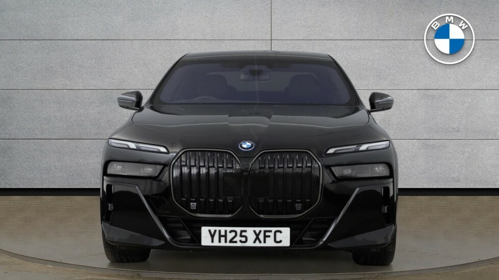 BMW 7 Series M760e Xdrive Ultimate Pack Black #16