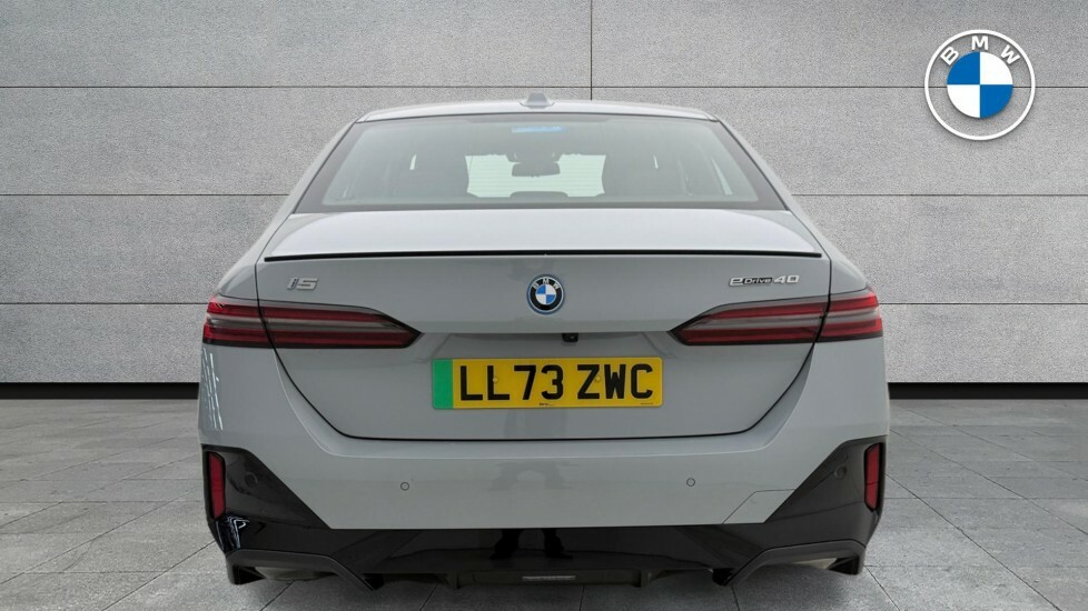 BMW i5 442Kw M60 Xdrive 84Kwh Grey #15